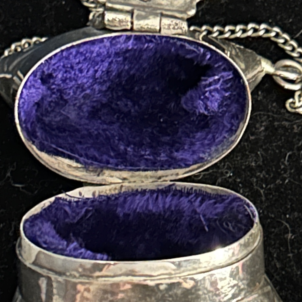 🔥SALE🔥Antique Victorian Silver Plate Reliquary Trinket Box... - Picture 7 of 10